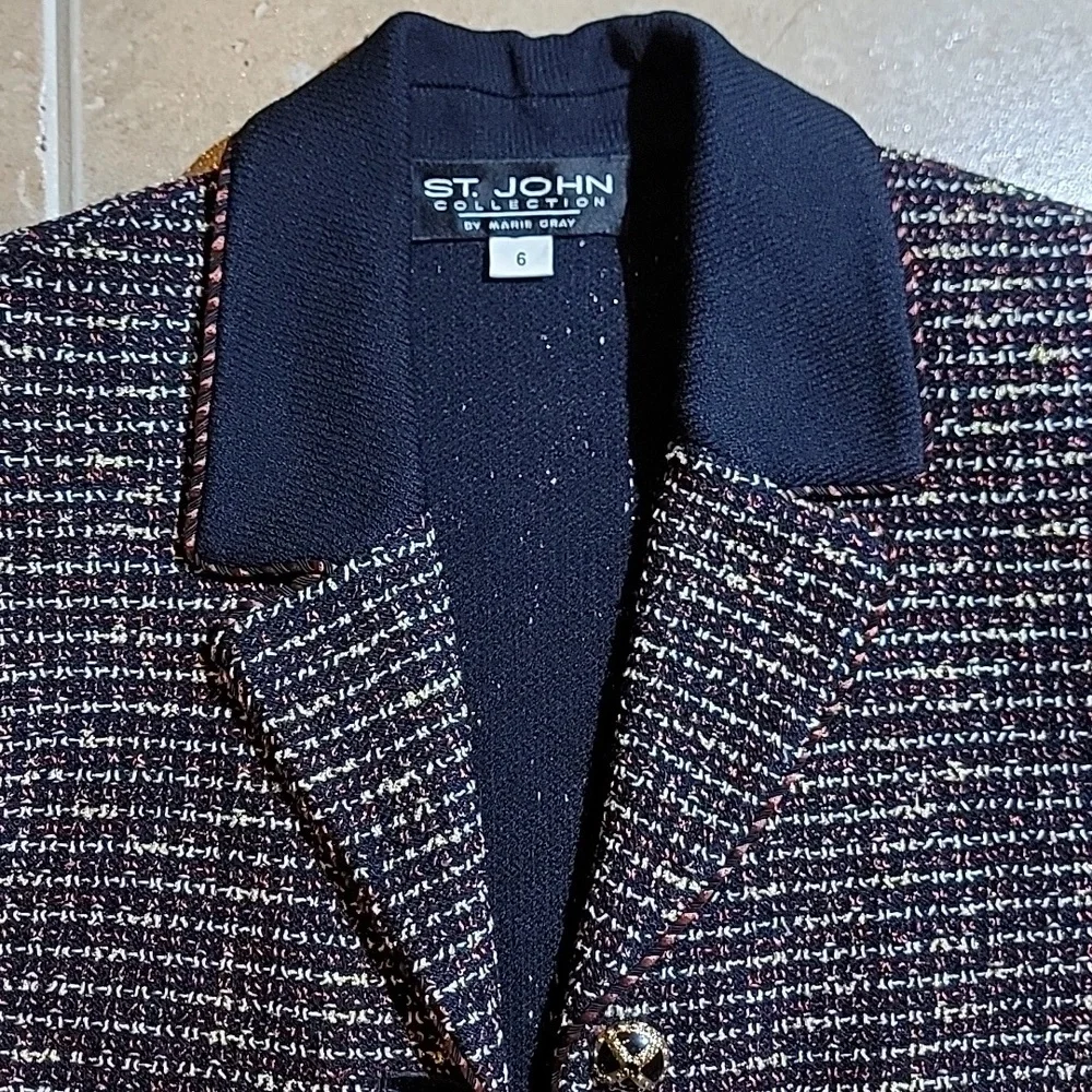 ST. JOHN Blazer/Jacket - Picture 3 of 7
